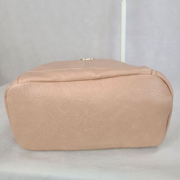 New DAISY FUENTES Blush Faux Lather Double Zip Around Backpack $98 - Picture 7 of 10